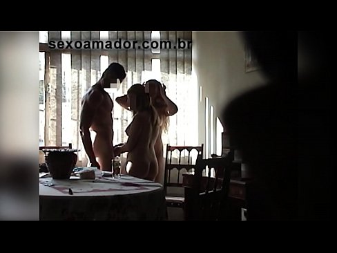 ❤️ Sexveninder inviterer en kæmpe mand og en trekant med ham ️ Fucking video at da.epicpornvideos-com.ru ❌❤