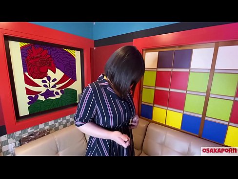 ❤️ Japansk cutie med store bryster onanerer med sexlegetøj og får en orgasme. Hun fortæller i et interview om sin kneppeoplevelse. Kæmpe bryster og behårede fisse stønner højt. Osakaporn ️ Fucking video at da.epicpornvideos-com.ru ❌❤