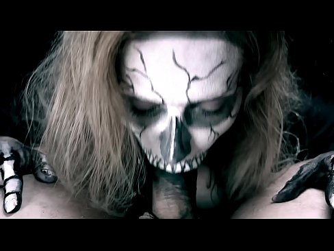 ❤️ Dæmonisk pige suger pik med sin sorte mund og sluger sperm. ️ Fucking video at da.epicpornvideos-com.ru ❌❤
