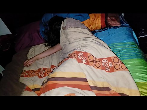 ❤️ Stedbarn skælder sin unge stedmor ud, mens hun sover. ️ Fucking video at da.epicpornvideos-com.ru ❌❤
